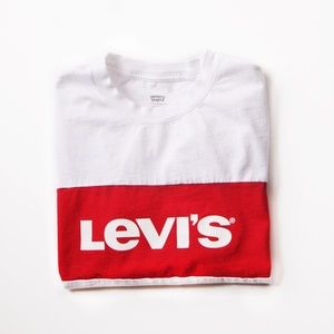 Levi’s Logo Crop Top